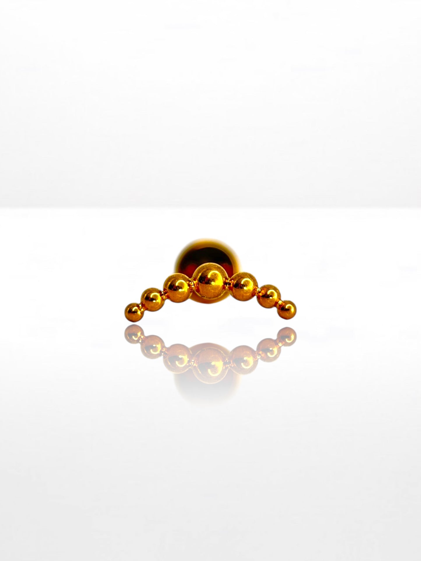 Titanium Simple ball Half-moon labret