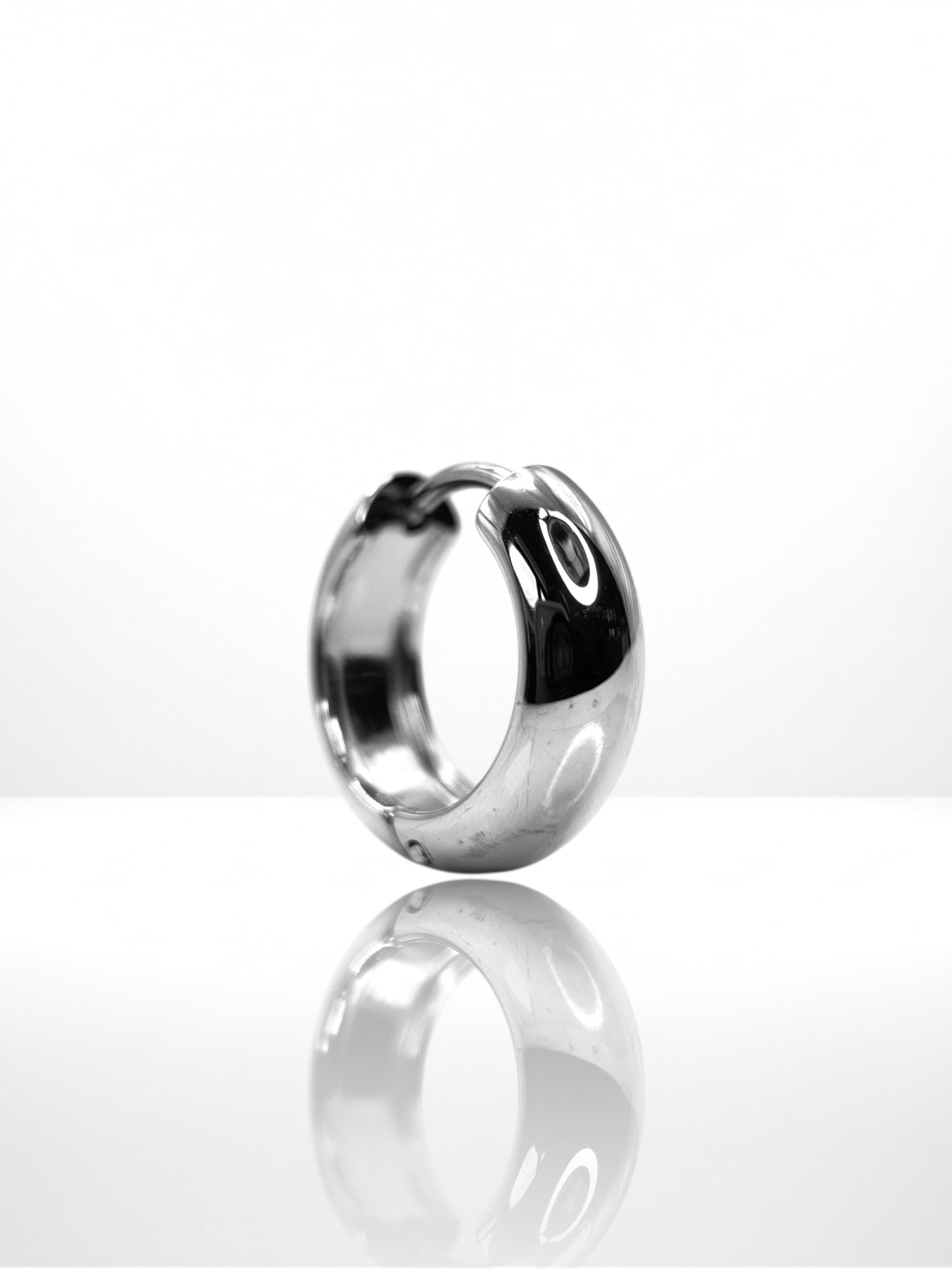 Simple Thicker Hoop náušnica