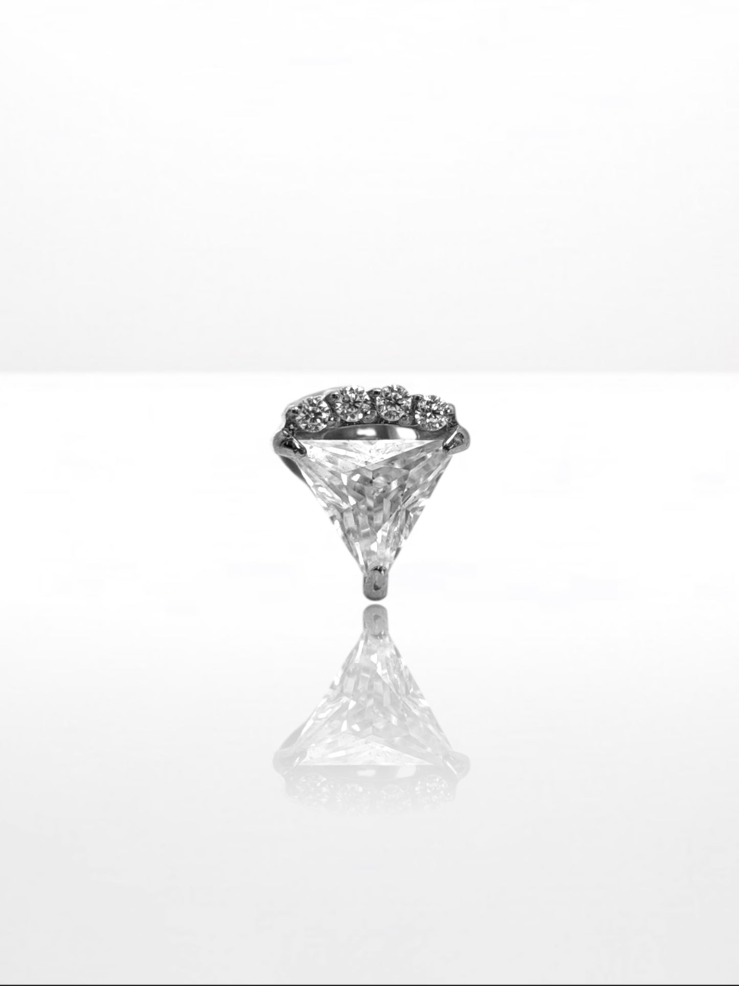 Titanium Triangle Zircona