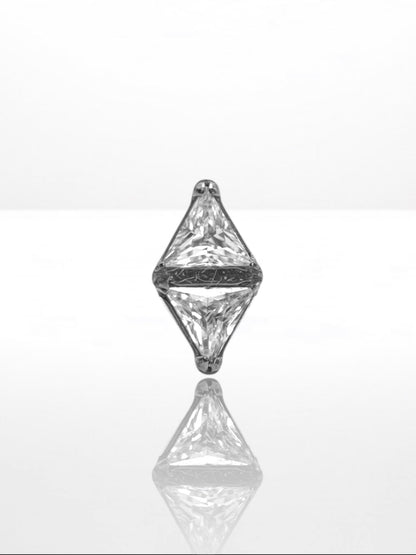 Titanium Double Triangle labret